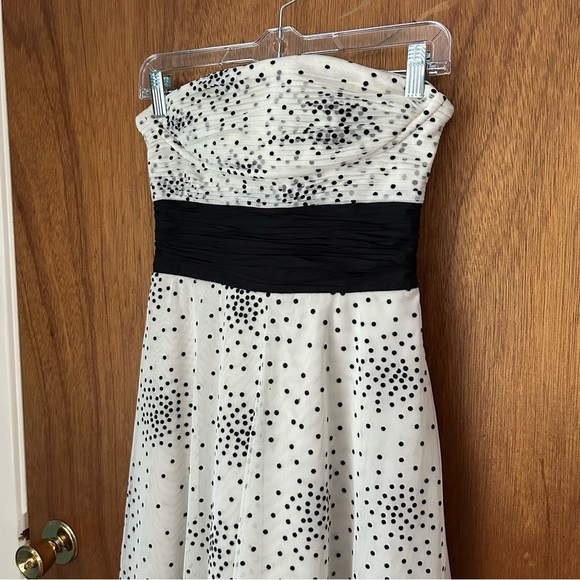 BCBGMAXAZRIA Black and White Polka Dot Strapless Tulle Dress - Picture 2 of 9